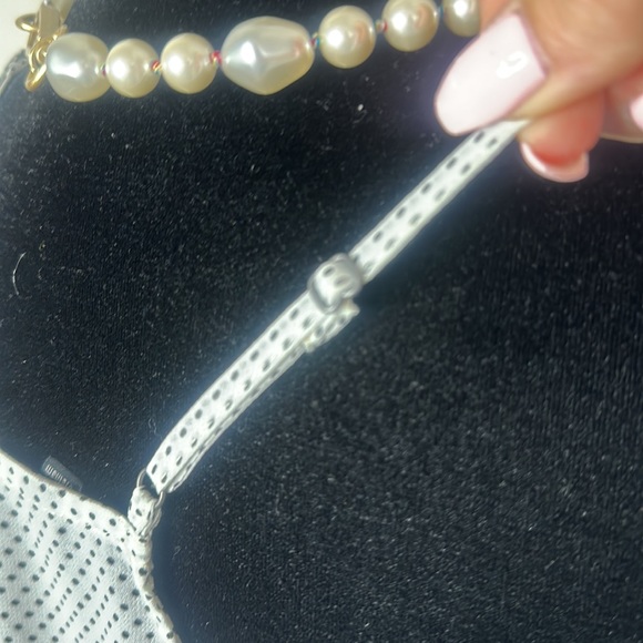 Cabi Everything Top 2 for 1!!!! - Picture 8 of 11